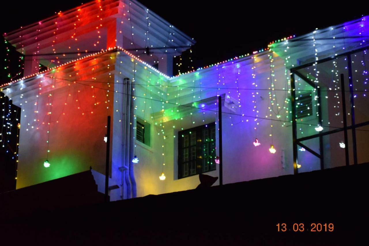 Adhithya Holidays コダイカナル エクステリア 写真