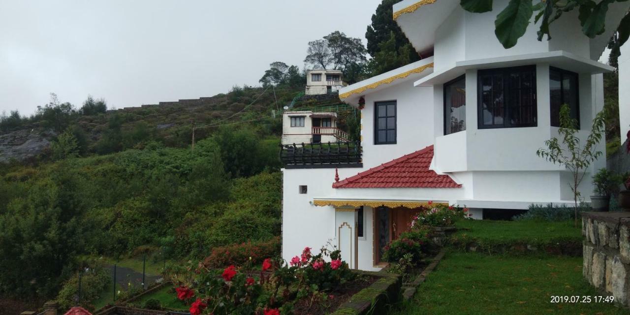 Adhithya Holidays コダイカナル エクステリア 写真